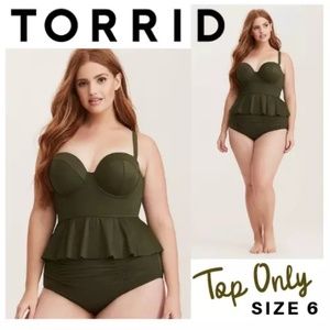 New Torrid Peplum Tankini Swim Suit Top size 6